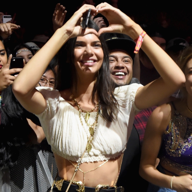 Coachella-Bust-Celebrities-Go-All-Out-Festival-Fun